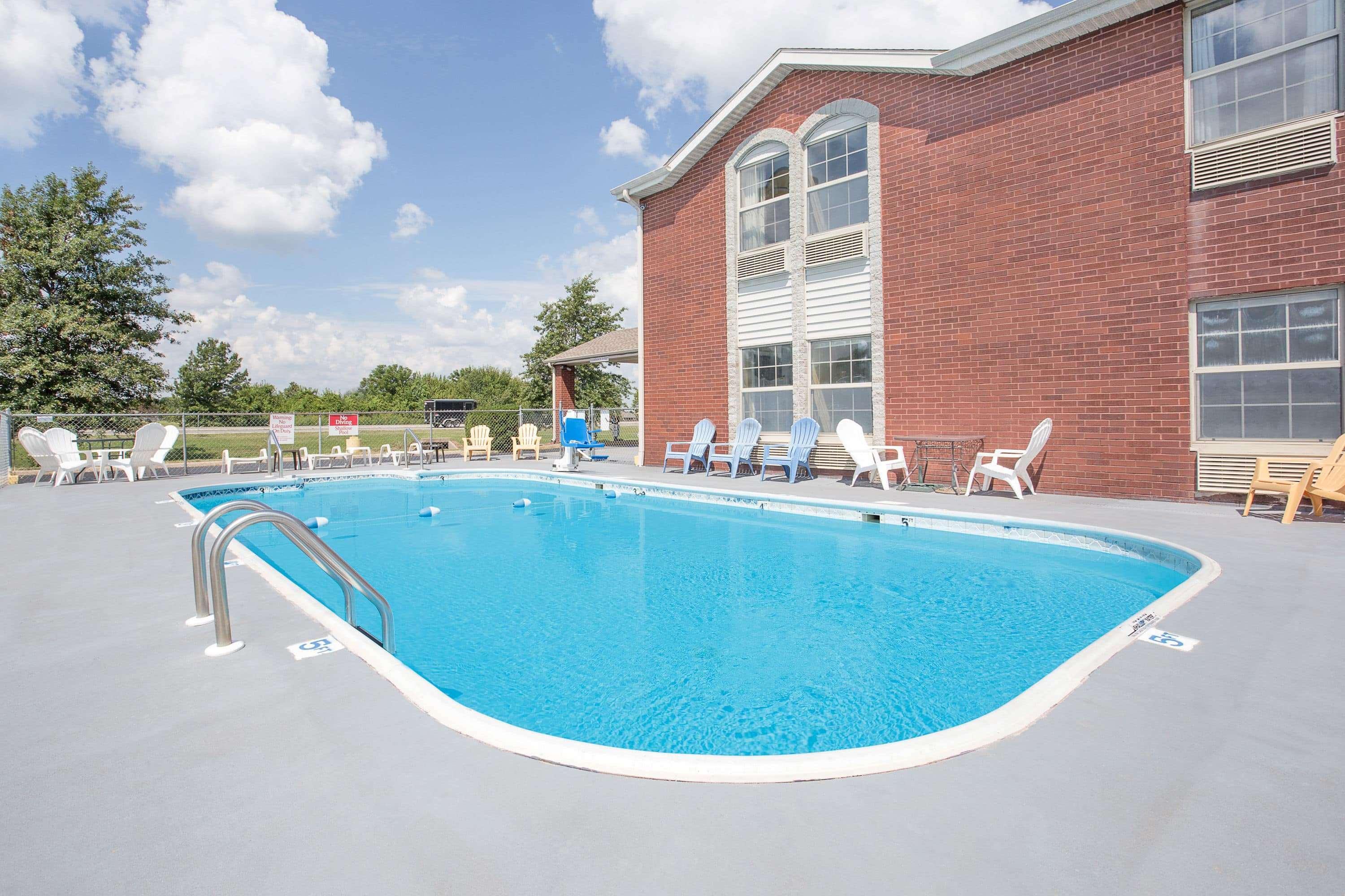 Super 8 By Wyndham Nixa/Springfield Area Hotel Buitenkant foto