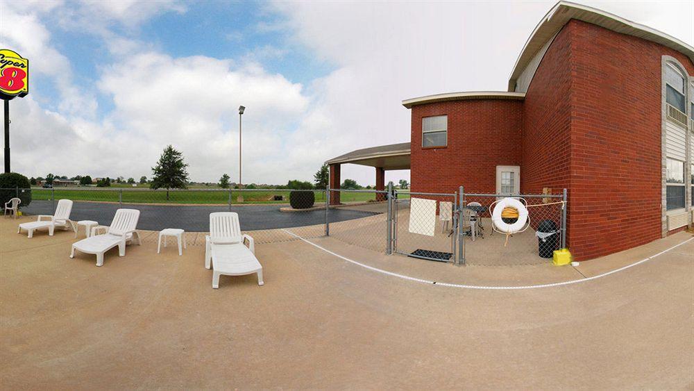 Super 8 By Wyndham Nixa/Springfield Area Hotel Buitenkant foto
