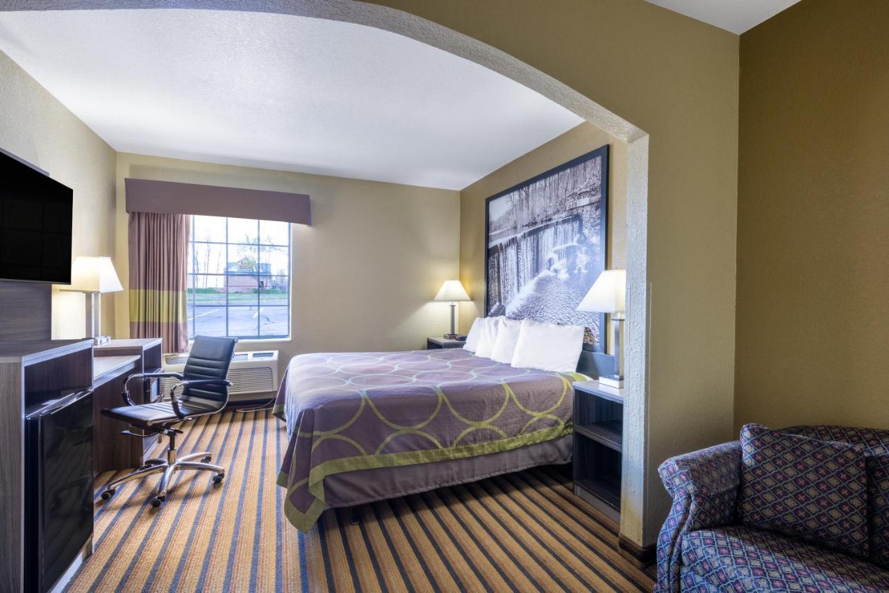 Super 8 By Wyndham Nixa/Springfield Area Hotel Buitenkant foto